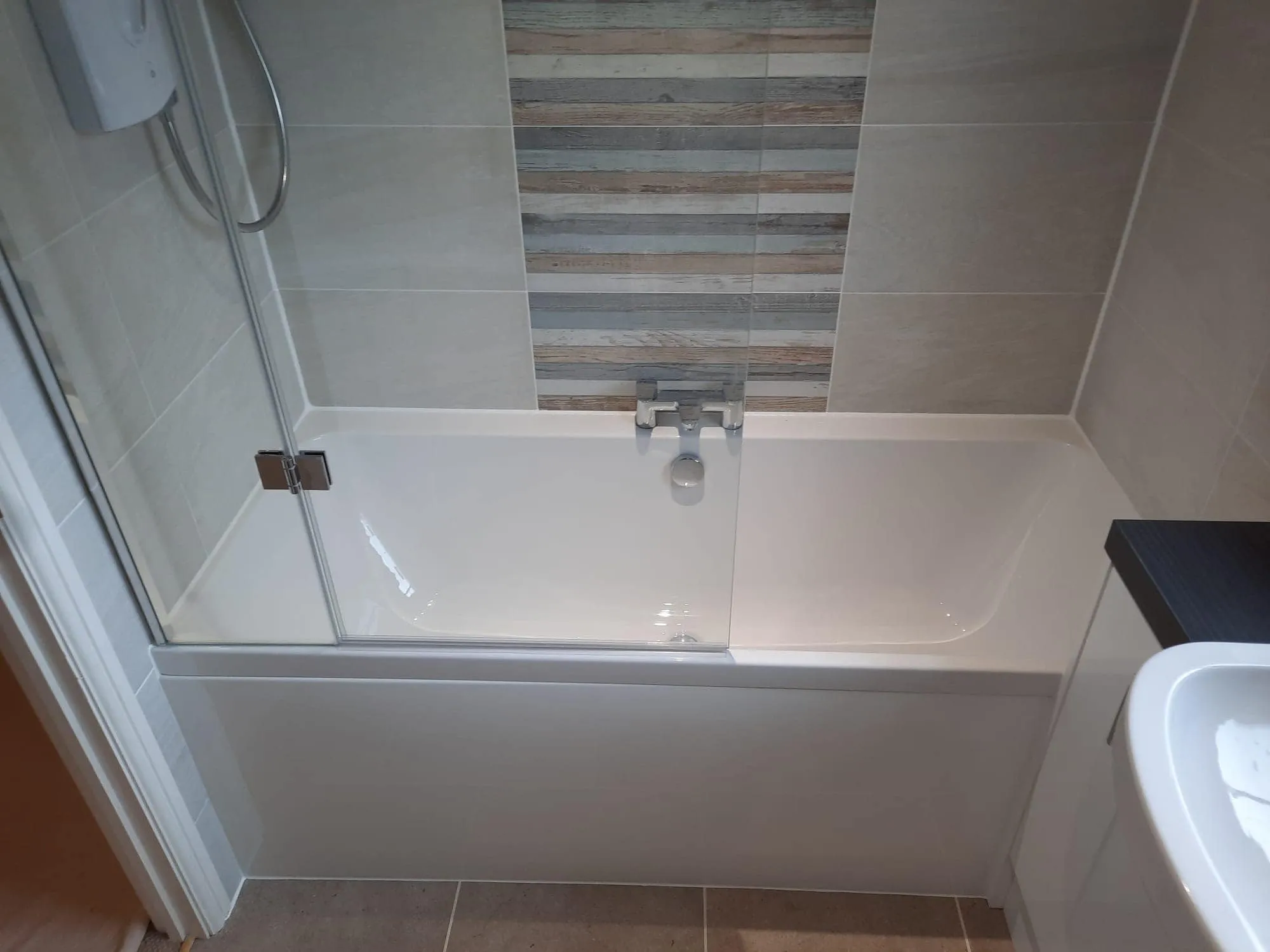 Bathroom Renovation in Fernhill Heath - photo 3