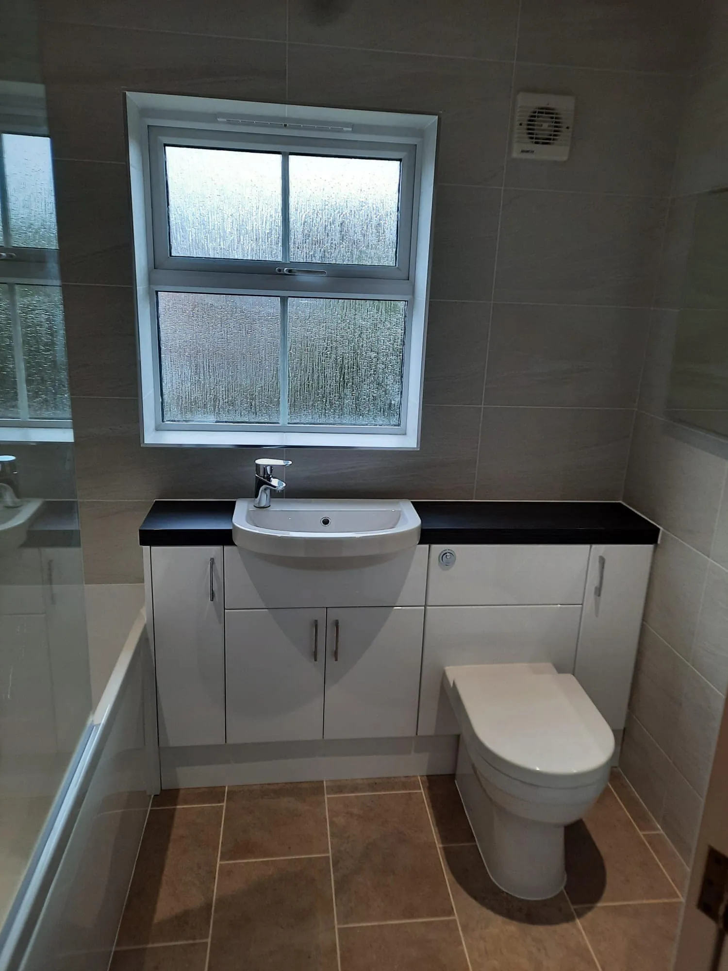 Bathroom Renovation in Fernhill Heath - photo 6