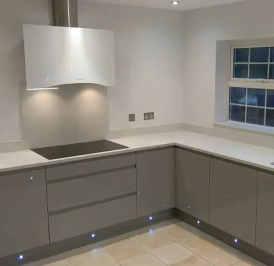 Kitchen Installation in Fernhill Heath - photo 2
